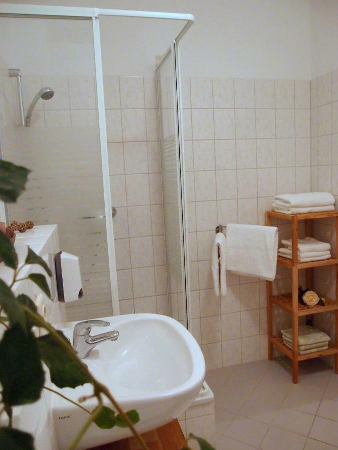 Ferienwohnung In Der Altstadt Von Erfurt Exterior foto